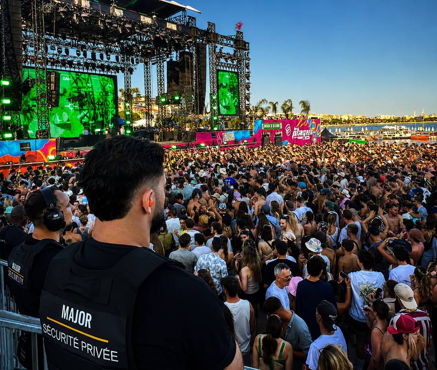 Sécurité d'un festival de plage à Cannes